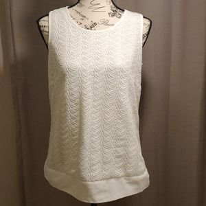 Nieman Marcus White Lace Sleeveless Top